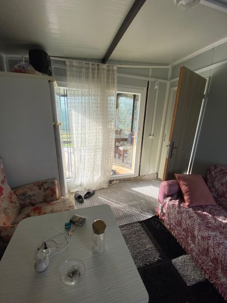 Değirmendere’de Satılık Arsa 251m2, 42m2 Konteynır Ev ile birlikte