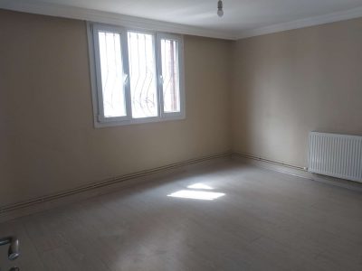 günaltayda kiralık 2+1 doğalgazlı daire 20 bin tl